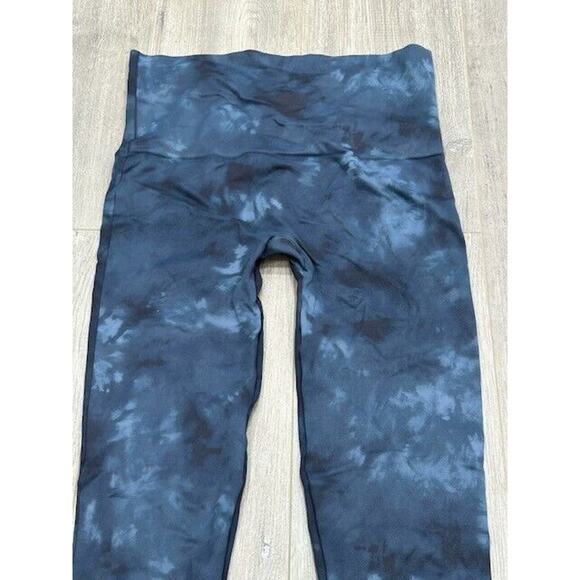Spanx Womens Seamless Cropped Leggings Mid Rise Tie Dye Yoga Navy Blue Size 1X - Picture 3 of 7